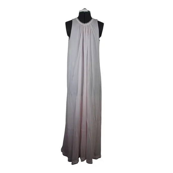 Soft pink women's sleeveless full length vintage nightgown USA made - Picture 3 of 9